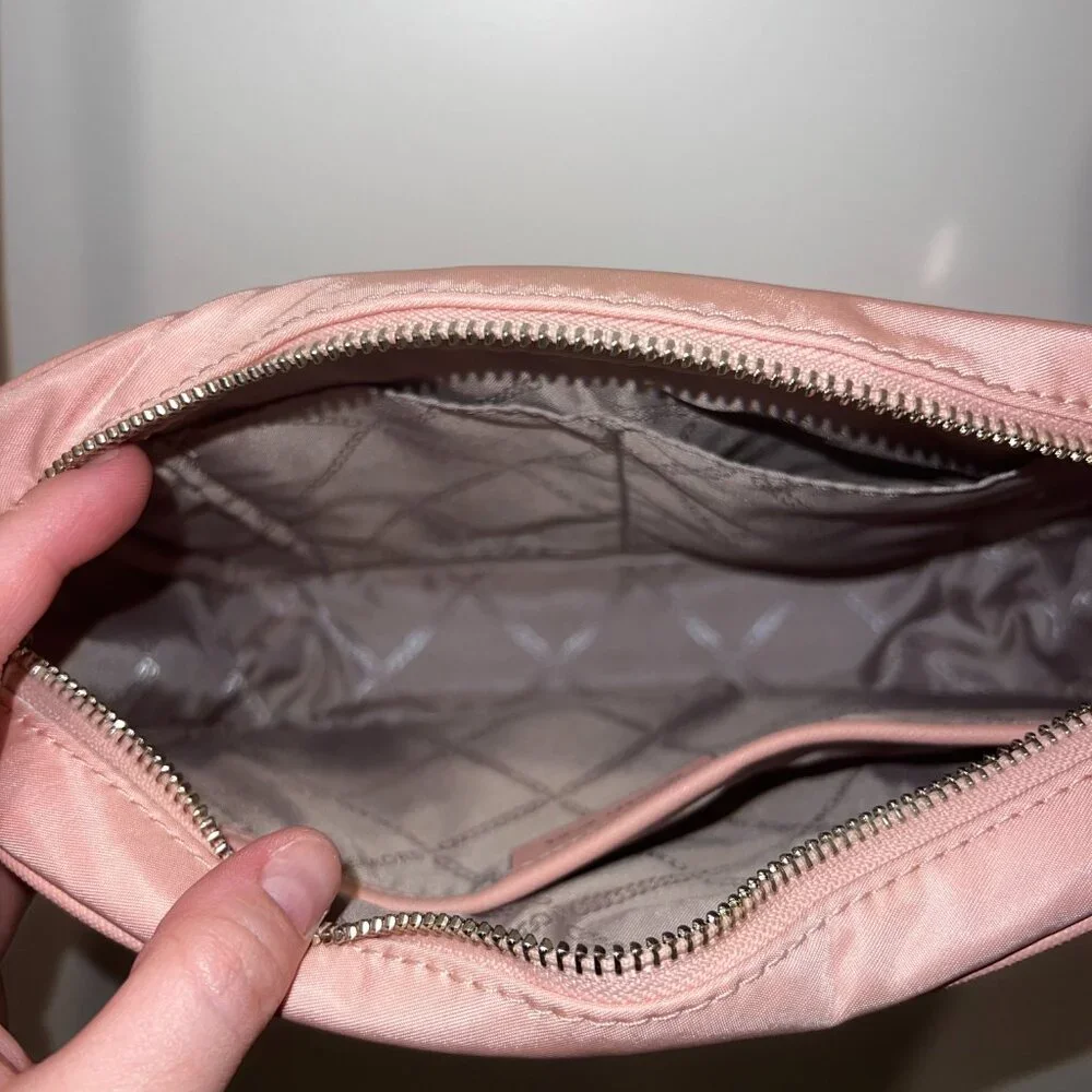 Michael Kors Jet Set Charm Nylon Large Crossbody Purse in Powder Blush Pink - Picture 9 of 10